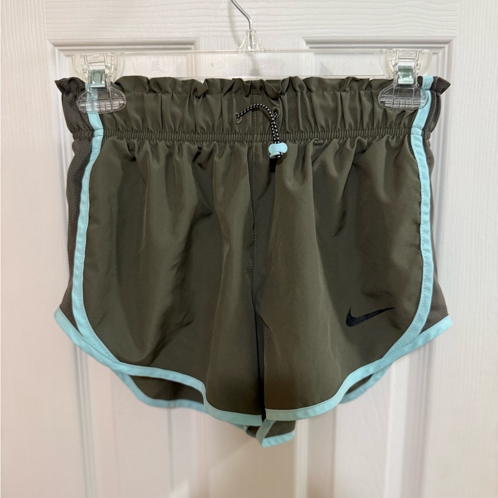 Nike Dri-Fit Running Shorts Women's Size XS Green Gym Workout Lined
